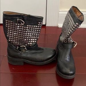 Amazing genuine leather studded Moro Boots!